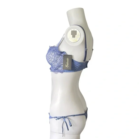 NEW Fredericks of Hollywood Set Cindy Bra Evelina Thong Panty Size 36DD & Large - Picture 3 of 11